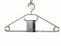 Pack of 3 Plastic Hangers